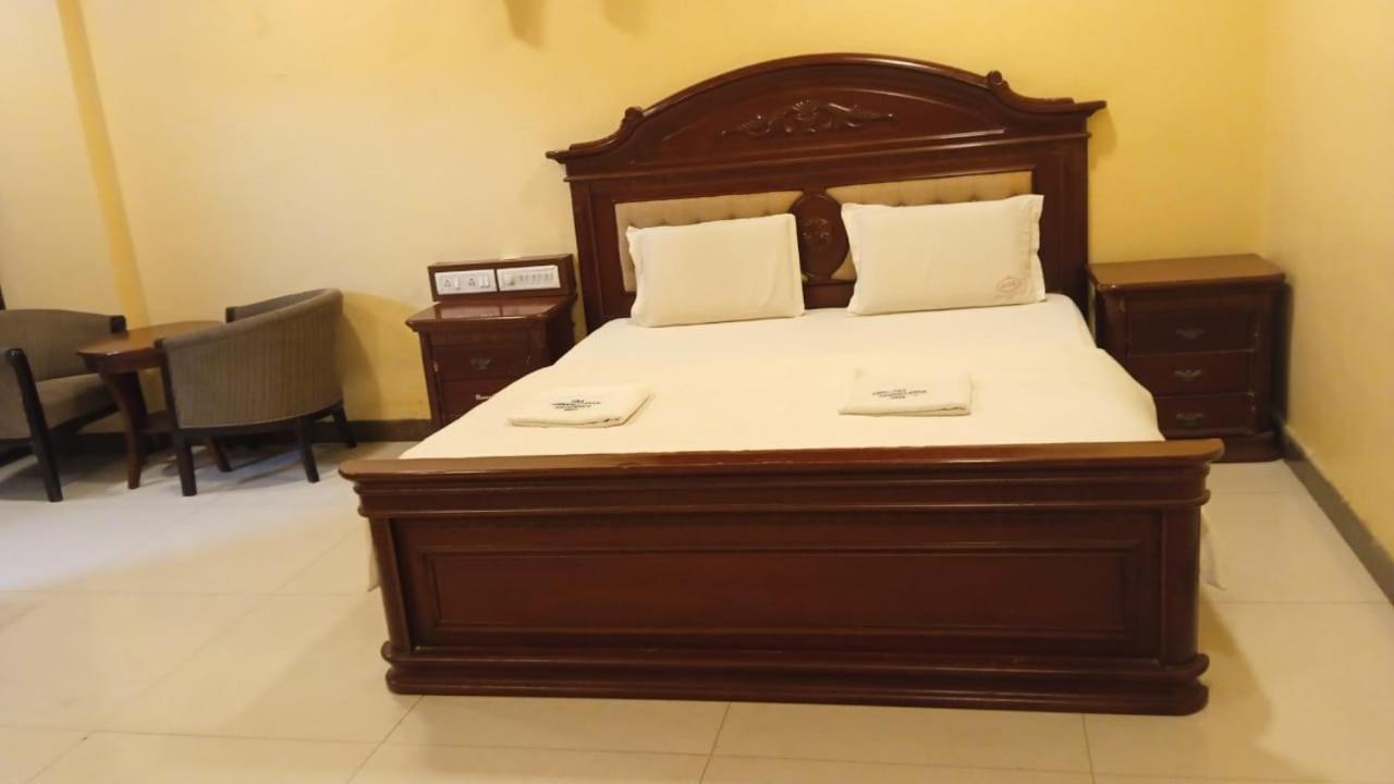Sriannamalaiyar Residency Hotel Vellore Exterior foto